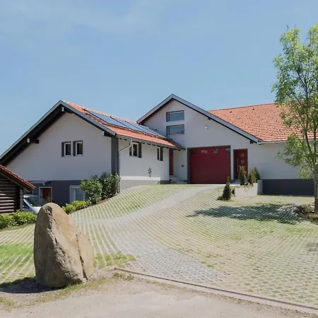 In Oberallgaeu Mit Grosser Terrasse By Interhome 아파트 *